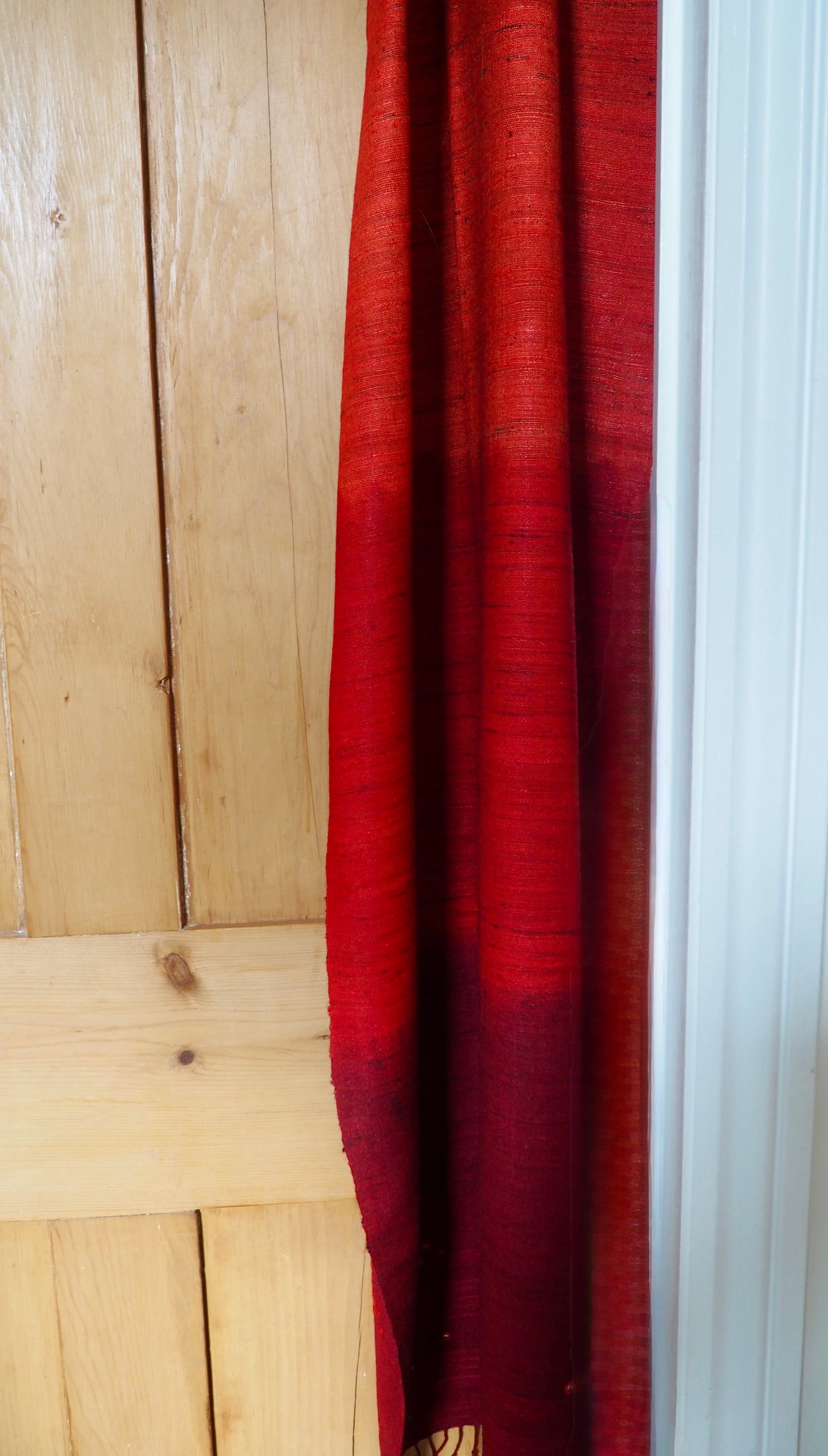 Ombré Red Silk and Wool Handloomed Scarf