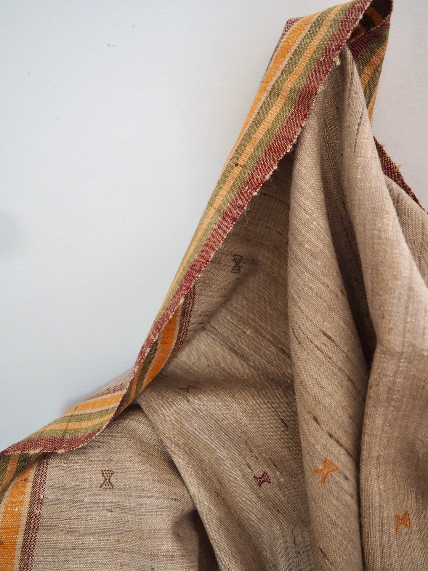 Signature Colour Tussar Silk and Wool Handloomed Scarf