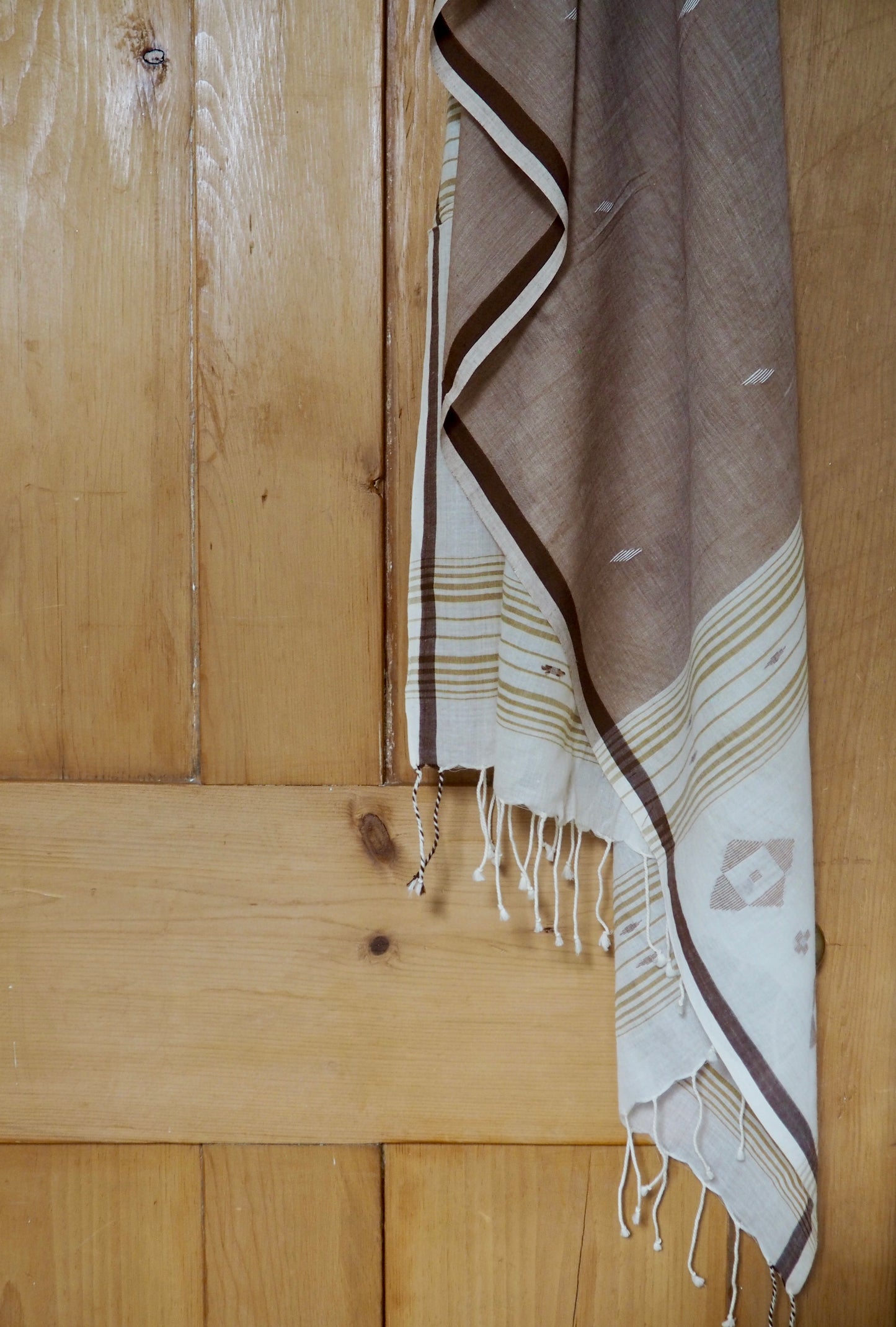 Cream & Ochre Jamdani Scarf