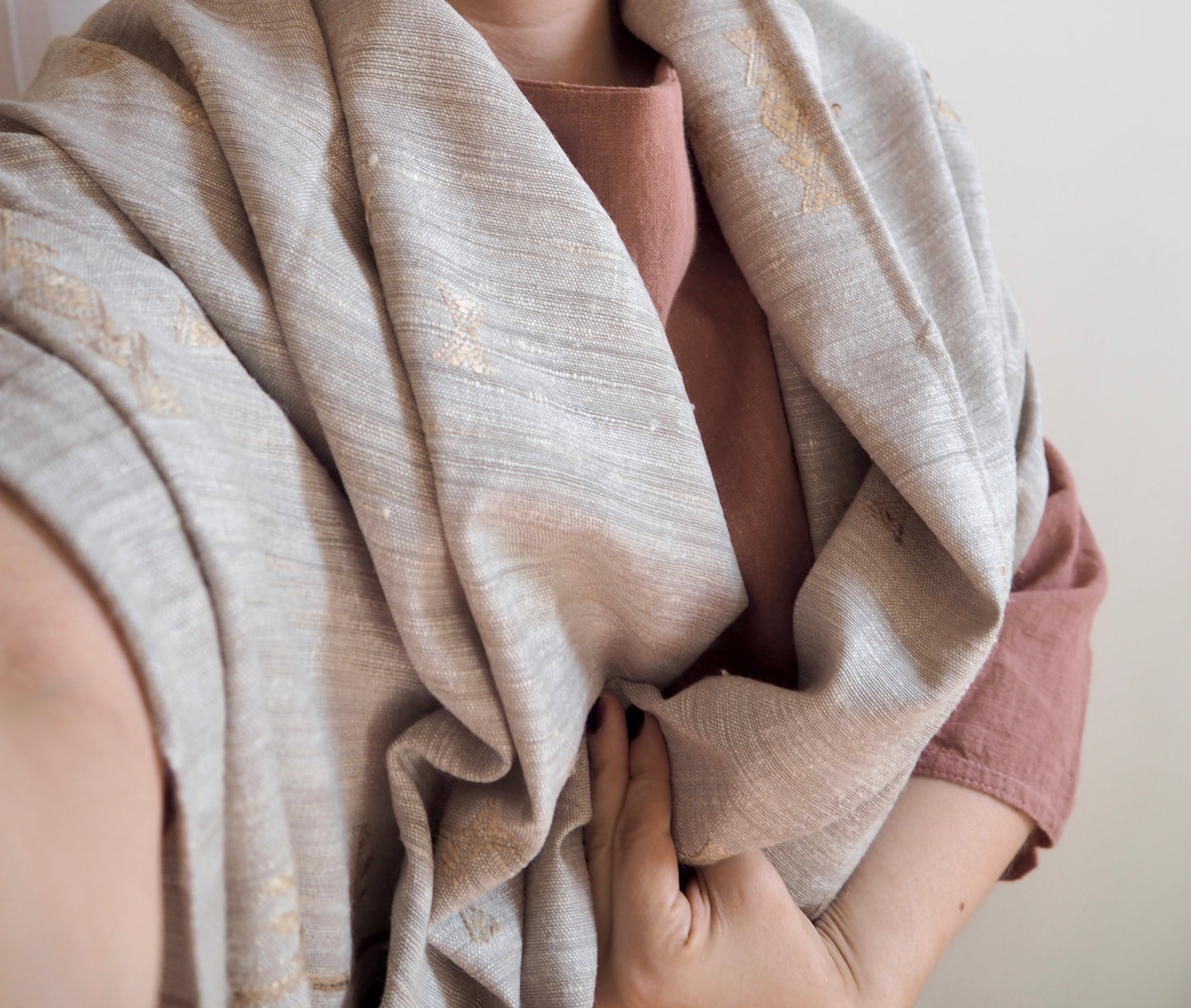 Silver White Tussar Silk and Wool Handloomed Scarf