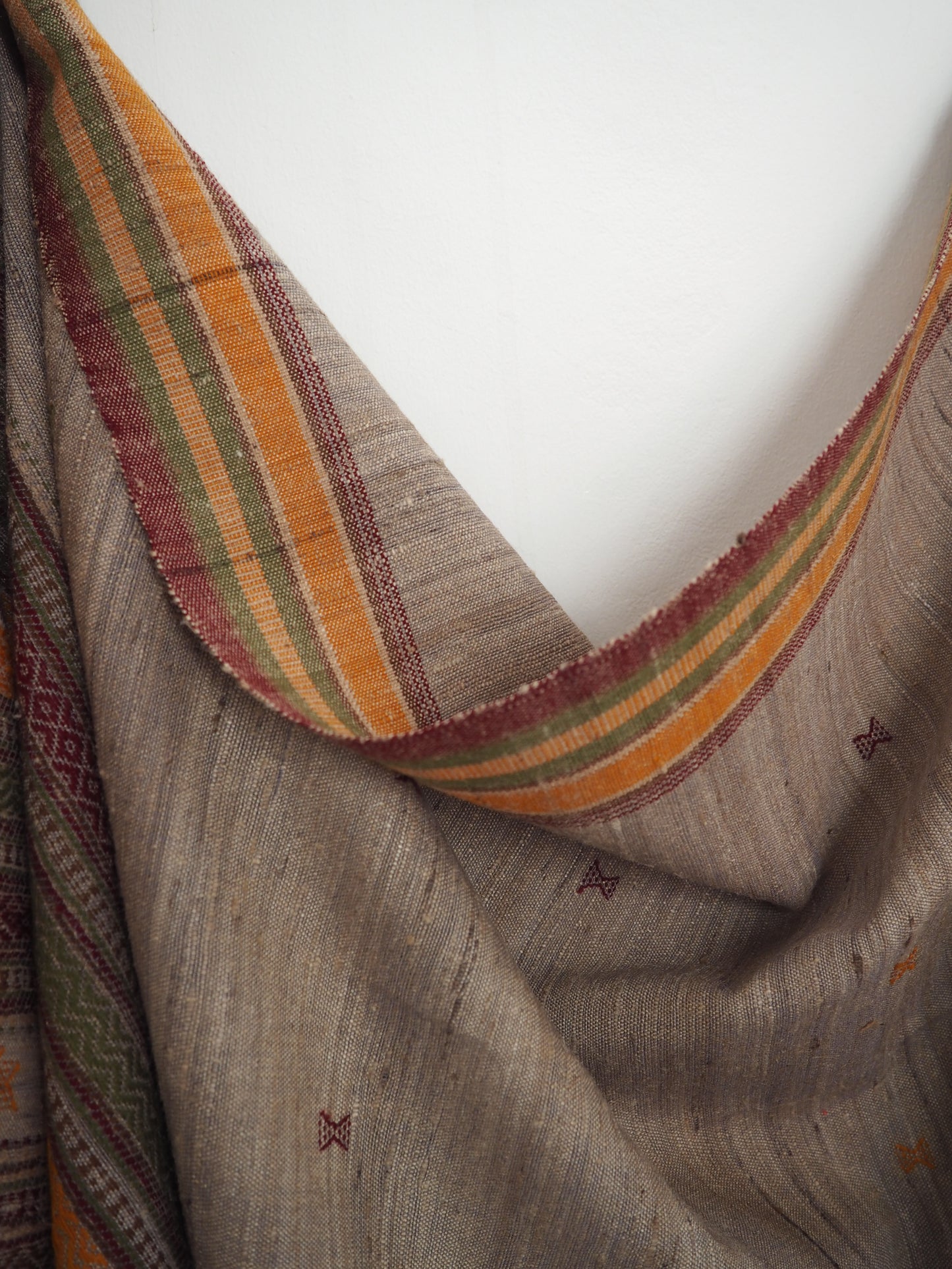 Signature Colour Tussar Silk and Wool Handloomed Scarf