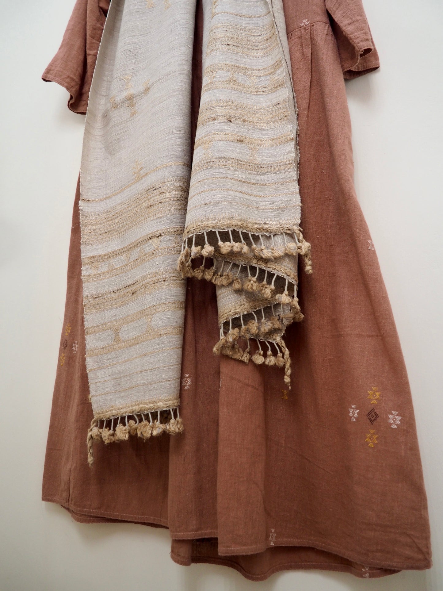 Silver White Tussar Silk and Wool Handloomed Scarf