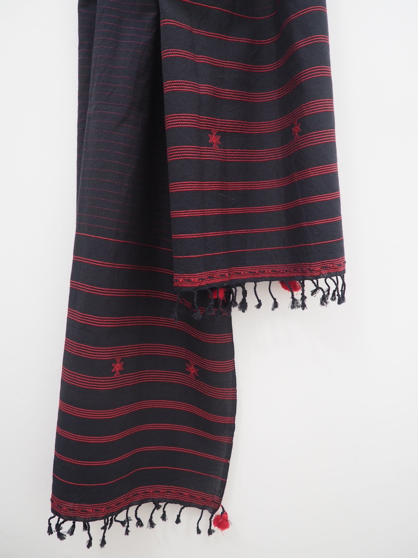 Black Red Cotton Kutch Handloom Scarf