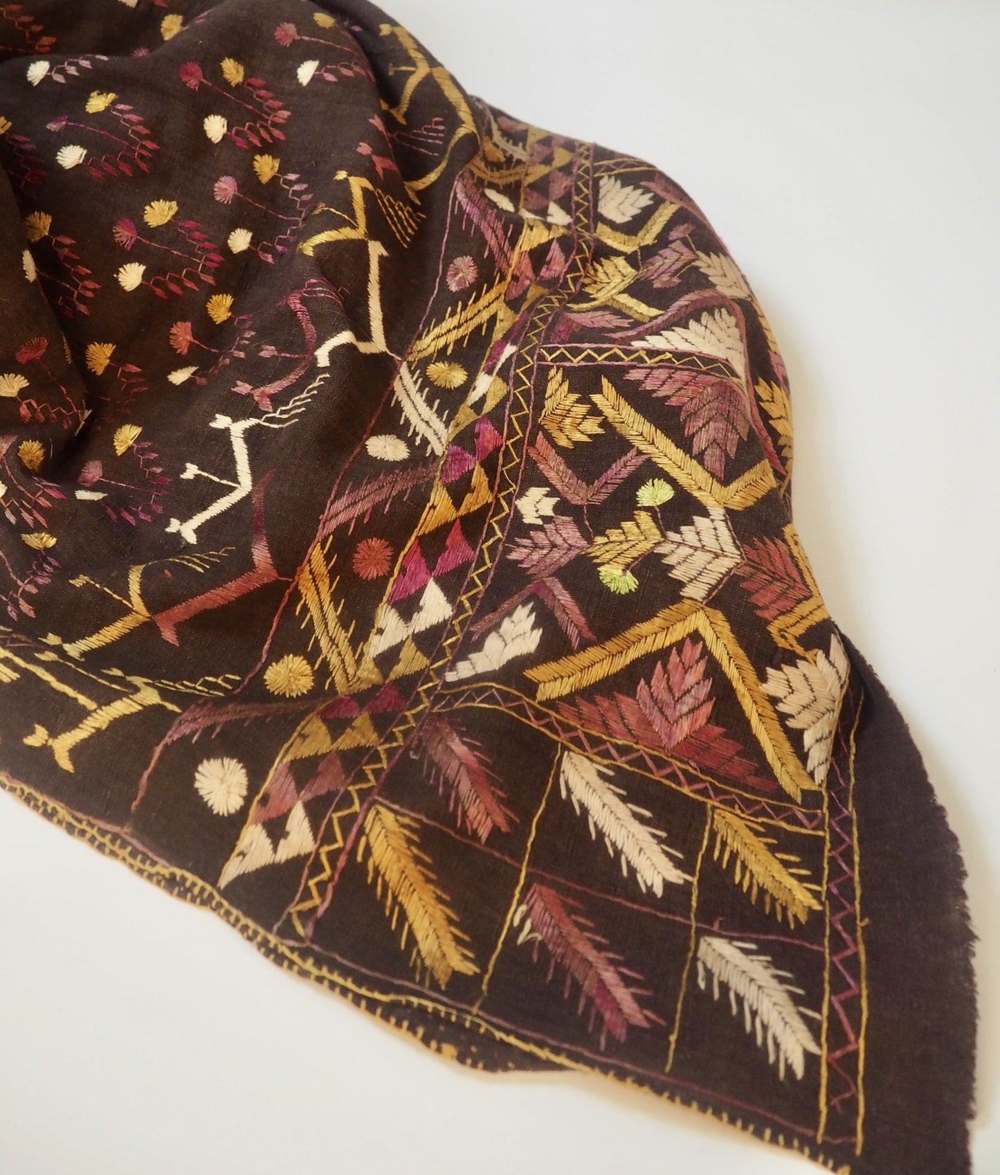 Antique Early 20th C Phulkari Shawl Purple